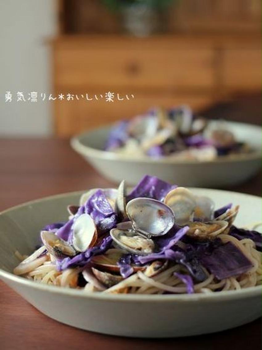 サラダ以外にも使ってみよう！彩り鮮やか「紫キャベツ」活用レシピ