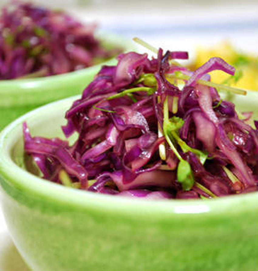 彩り鮮やか！紫キャベツを使ってサラダを作ってみよう♪
