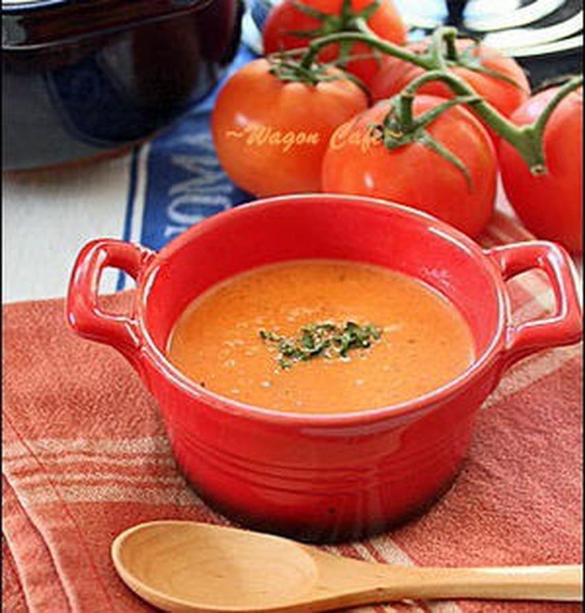 パンにもごはんにも合う！トマト缶でできる簡単「トマトスープ」