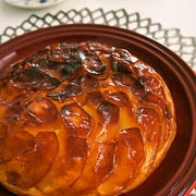 オーブン不要！フライパンで作れるりんごのタルトタタンレシピ