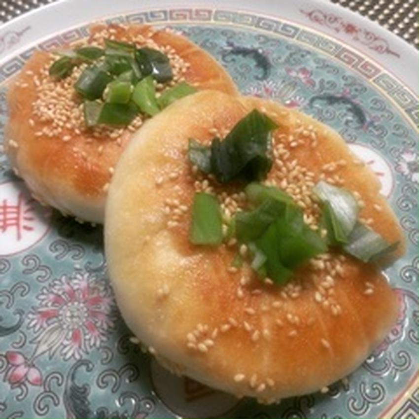 台湾の大人気B級グルメ、ピリ辛カリカリ「胡椒餅」が作れちゃいました♪