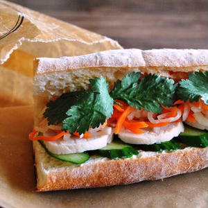 オリエンタルな味わいにやみつき！ベトナム風サンドイッチ「バインミー」レシピ