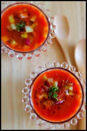 食事バランスが気になったら…「野菜ジュース」を使ったスープをプラス！