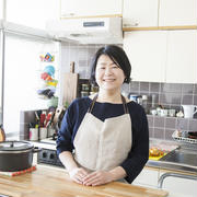 築古レトロなキッチンを楽しく、使い勝手よくするには？金子文恵さんの「世界一楽しいわたしの台所」