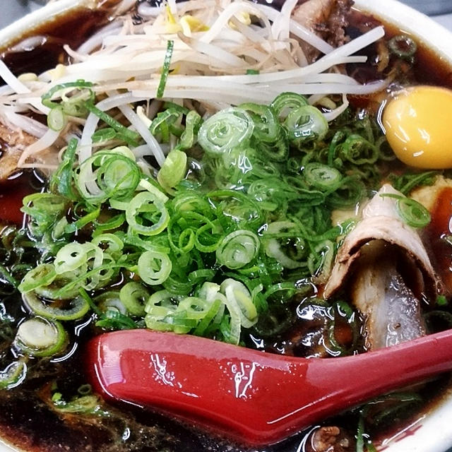 京都駅前「新福菜館本店」はマズイの？！グーグルサジェストに「まずい」が出る理由