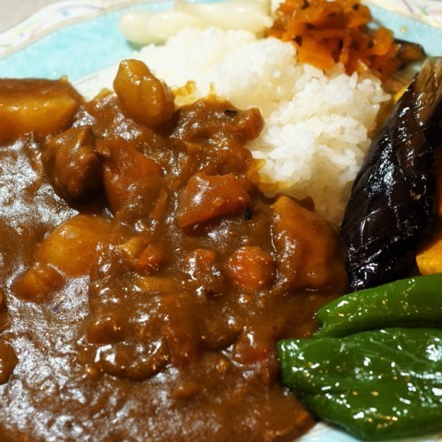 ■晩ご飯【揚げ野菜乗っけ　こくまろカレー】