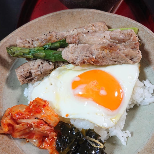 朝ごはんとサンドイッチと餃子