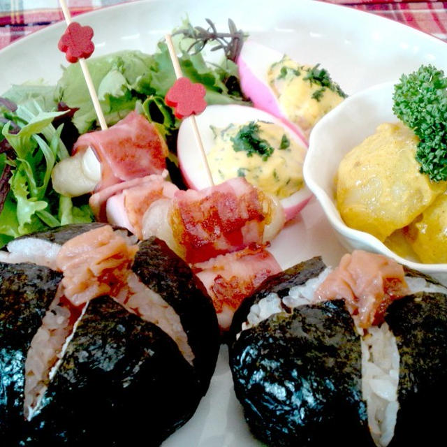 おにぎり　ワンプレランチ　＆　【あ～るママのおにぎりびより】に刺激され・・・！？
