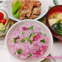 きれいで簡単♪桜色ごはん☆肉じゃがを添えて