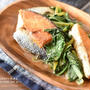 【レシピ・作り置き・お弁当おかず・主菜】気軽にお魚料理が作れる！塩鮭と小松菜のチーズソテー
