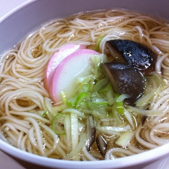 お茶漬け代わりにあったか素麺〜(o^^o)