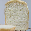 米粉のビスコッティと米粉入り食パン（ホームベーカリー）