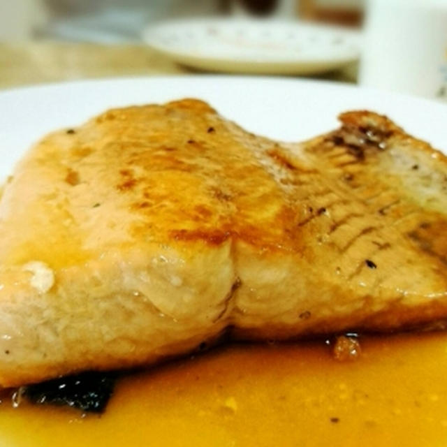 秋鮭のバターポン酢焼き