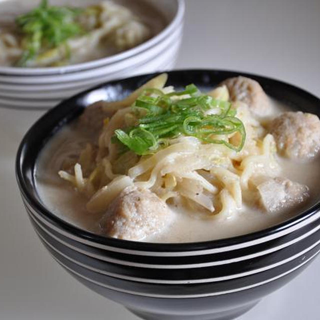 味噌汁のリメイクレシピ♡　豆乳味噌ラーメン♪