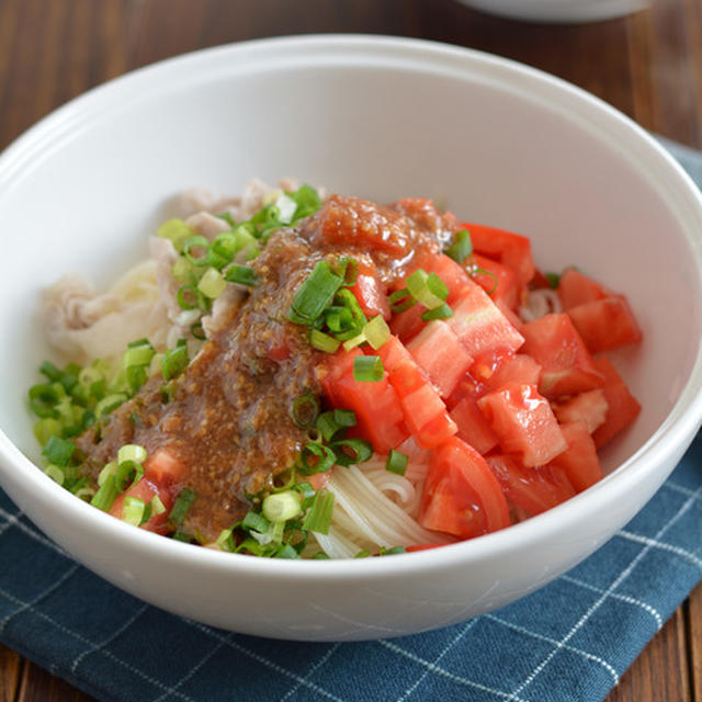 みそだれ和えそうめん。【具はお好きなもので・スタミナだれ】と昨日の晩ごはん。