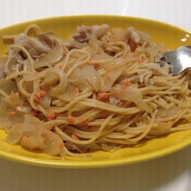 玉ねぎと豚ロースのパスタ
