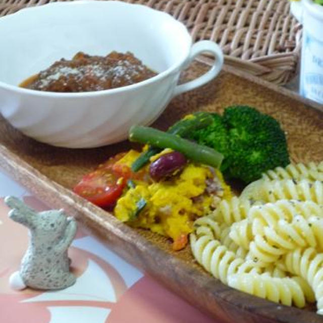 パンプキンサラダと、美味しいミートソースと・・・。