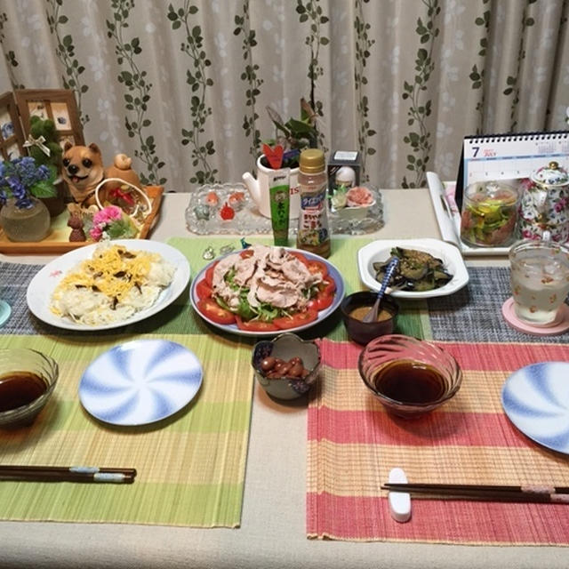 豚しゃぶと野菜のごまだれがけ＆金魚柄のお皿で素麺