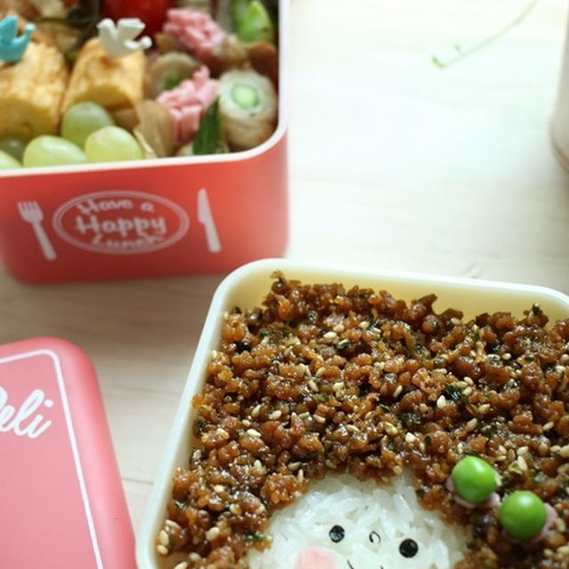 女子中学生弁当＊そぼろアフロ女子の顔弁