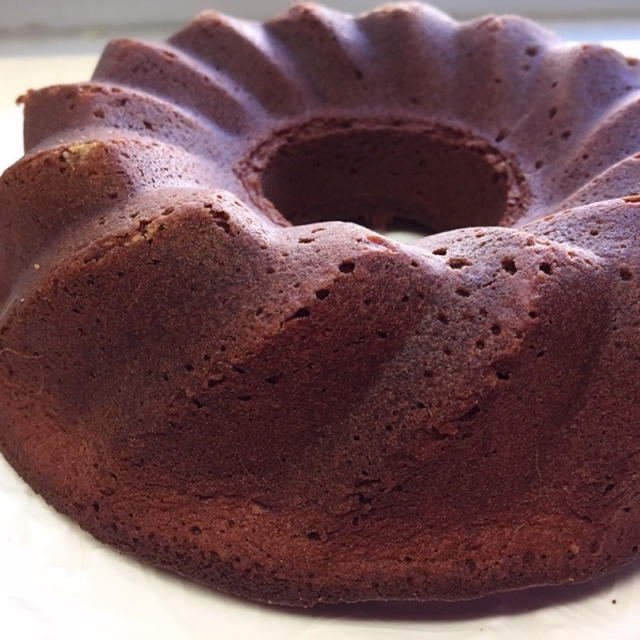 バレンタインには、チョコたっぷりなガトーショコラケーキで愛のプレゼントをいたしましょ
