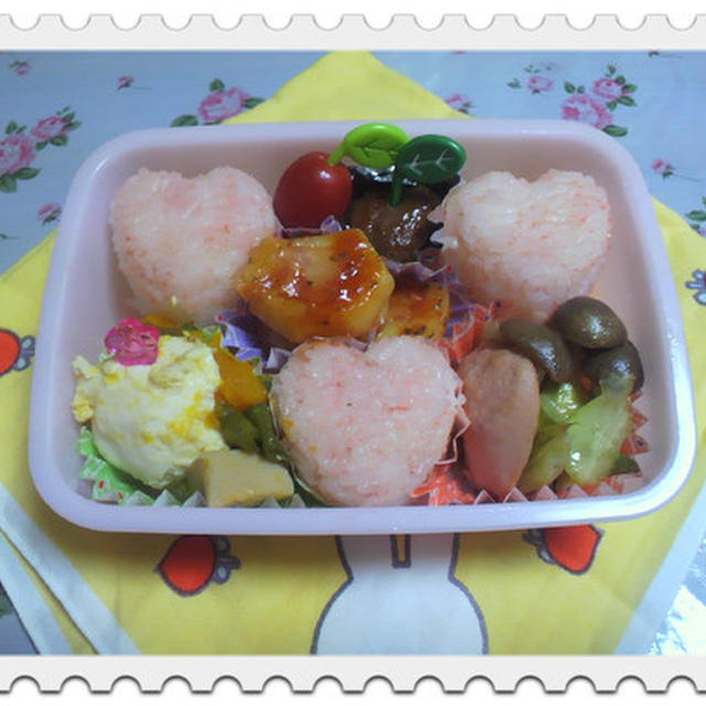 ＊ハートおにぎりのお弁当＊