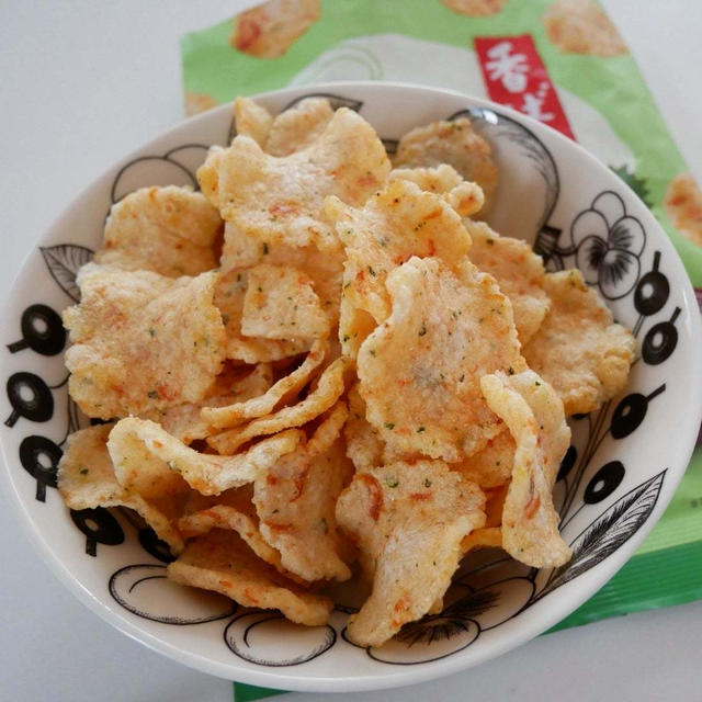 カルディ、香ばし海老せん青しそ味#今日のおやつはこれ