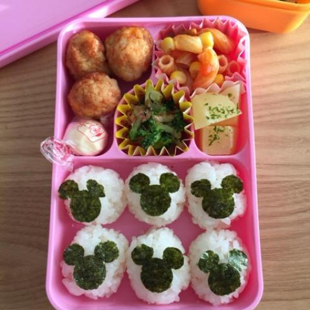 1歳 保育園のお弁当 ミッキーおにぎり By Machiさん レシピブログ 料理ブログのレシピ満載