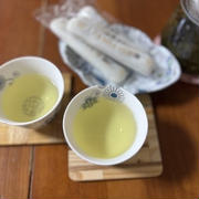 お滝もちと鉄観音茶
