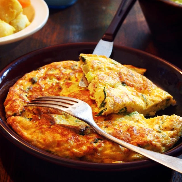 【I’Mセロリ大好きセロリスト】セロリを刻んでツナと炒めて卵と混ぜて焼いた「セロリツナオムレツ」がウマ死！！