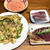鰹の刺身ととろ卵豚キャベツ