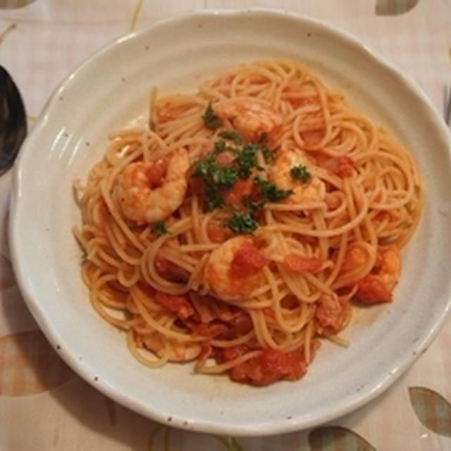 海老とトマトのパスタ