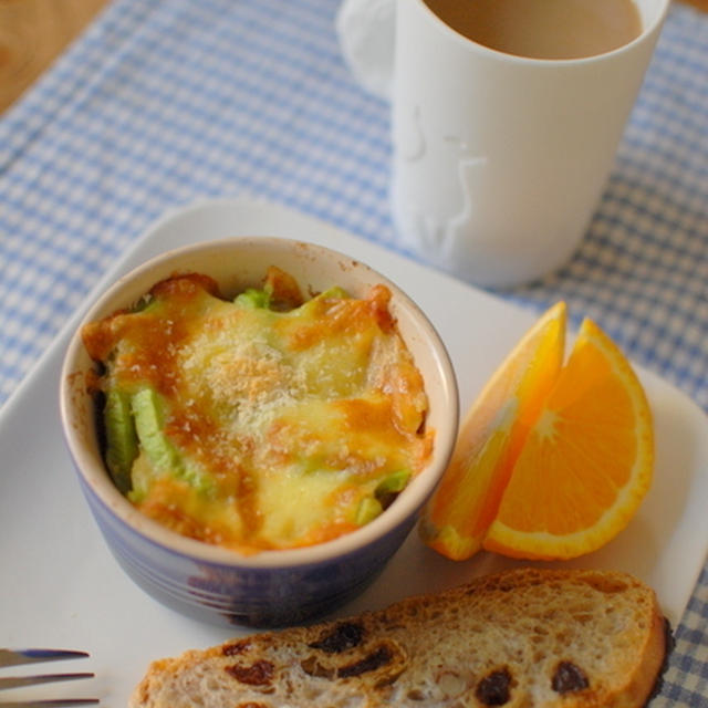 朝カフェでサラダグラタンな朝食を♪