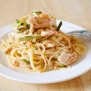 鶏ささみとキムチの冷製パスタ