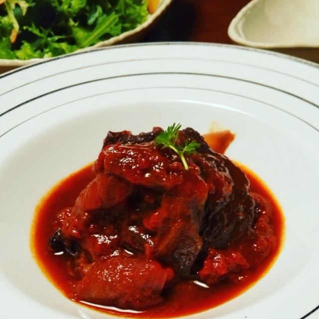 きのうのおつまみ　　鹿肉の赤ワイン煮