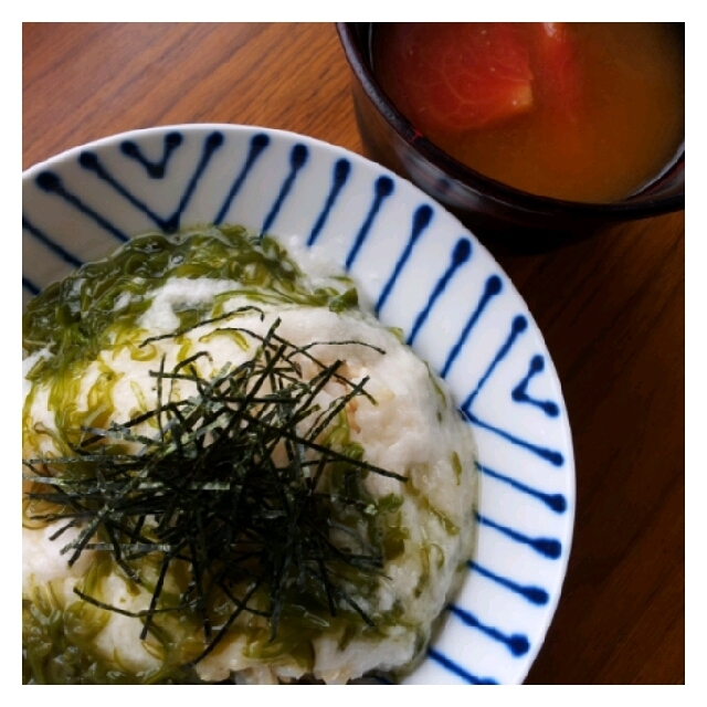 めかぶとろろご飯とトマトの味噌汁 By みほちゃんさん レシピブログ 料理ブログのレシピ満載