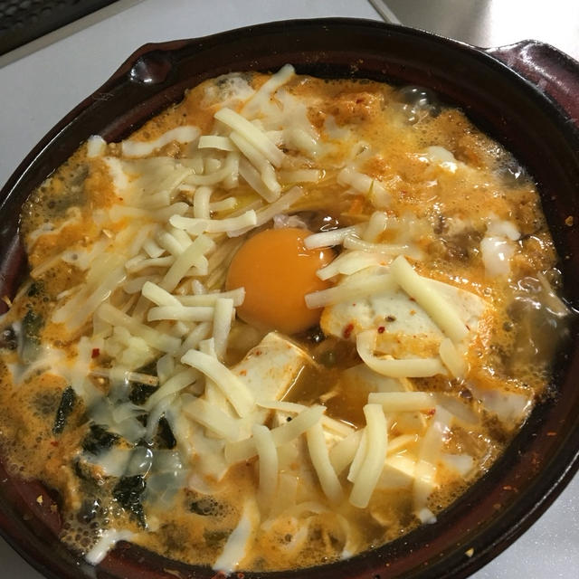 キム卵チーズ鍋