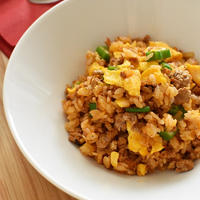 ピリ辛美味しい「ひき肉とオクラのコチュ炒飯」