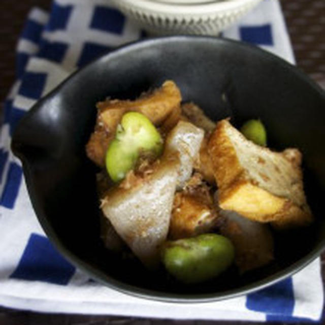 5月29日「こんにゃくの日」　こんにゃくと厚揚げの煮物