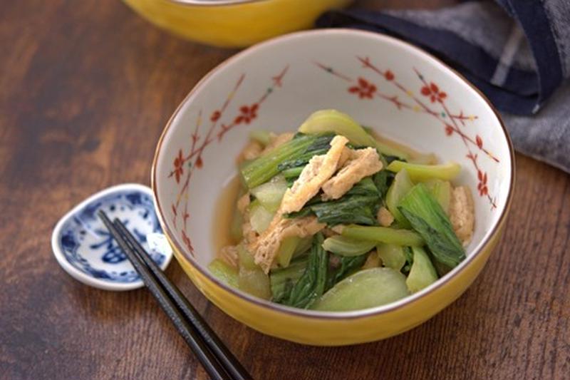 ひと手間で段違いの美味しさ！チンゲン菜と油揚げの煮浸し