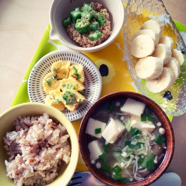 息子の朝ごはん・お手軽混ぜご飯