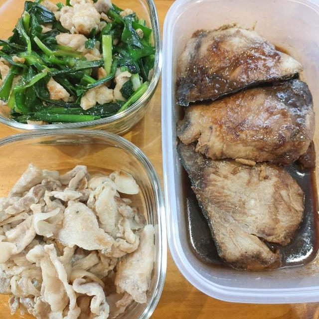 お得食材を飽きずに食べきる工夫(*´艸｀*)ズボラ調理で2品作りました