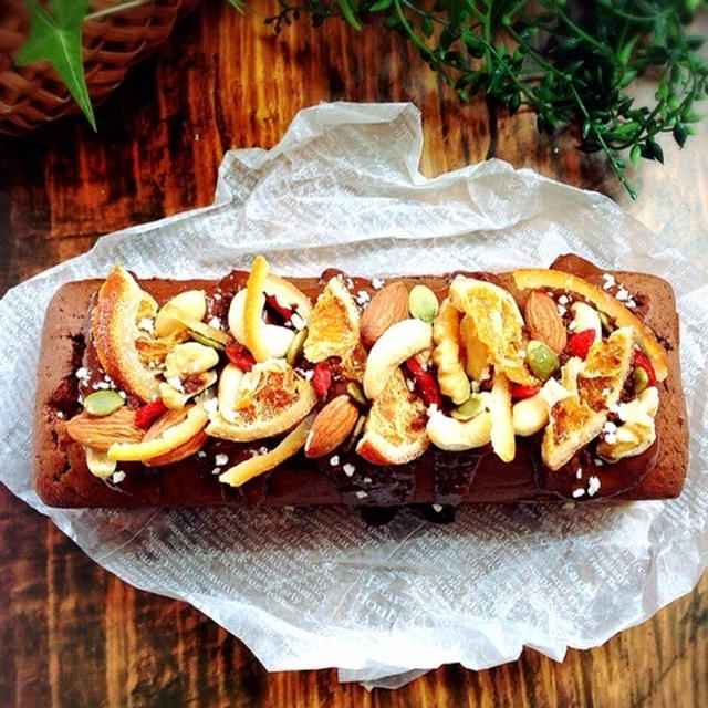本日のパウンド＊バター不使用＊オレンジピールのチョコパウンド。 私取ってないから！！