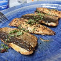 フライパンで香ばしく♪　いわしのハーブ醤油焼き