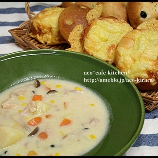 シチューとフォカッチャde簡単晩ご飯♪