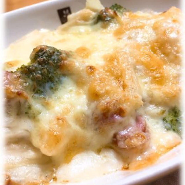 じゃがいもグラタンと、コメダ珈琲。