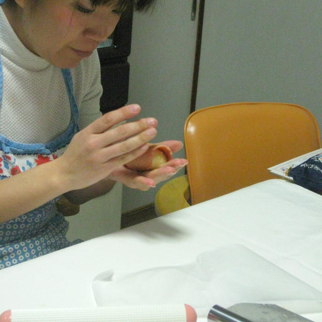 【春に食べたくなるいちごメープルメロンパン】のレッスン