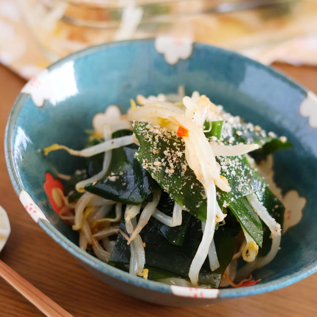 レンジで4分！もやしとワカメの中華和え