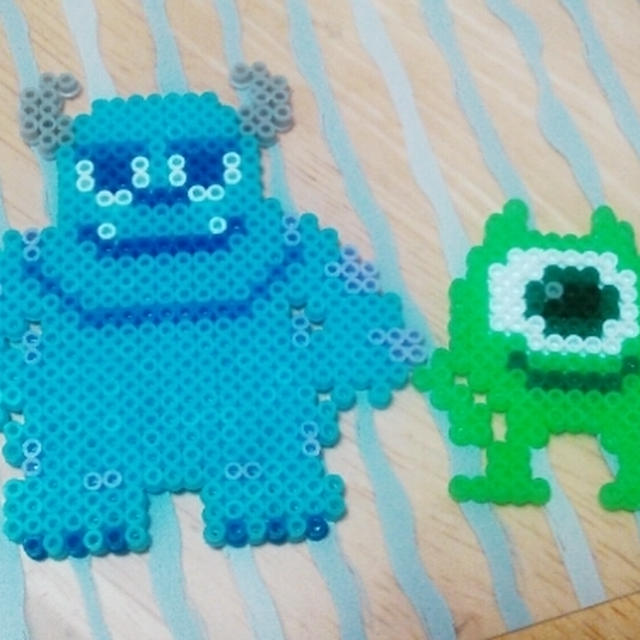 ミニミニアイロンビーズ☆モンスターズインクのマイク＆サリー～ハンドメイド