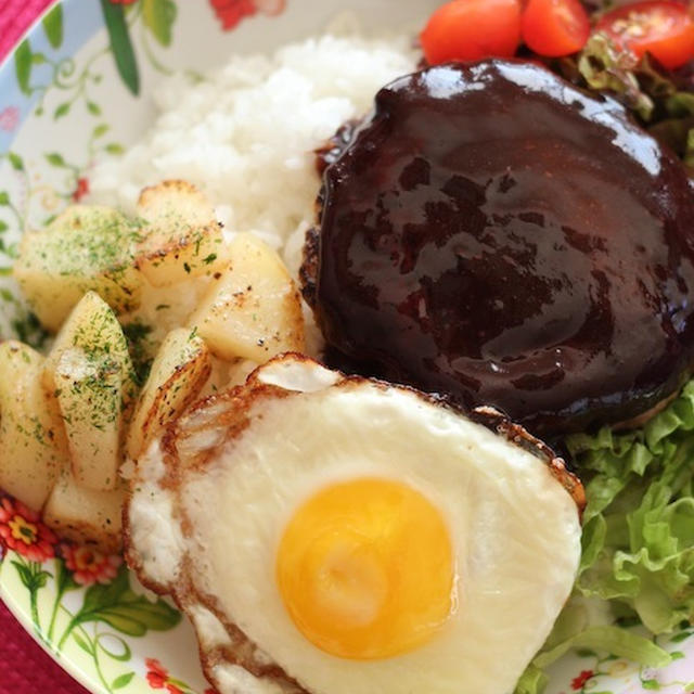乗馬バースデーパーティーに参加！とロコモコからのハンバーグサンド