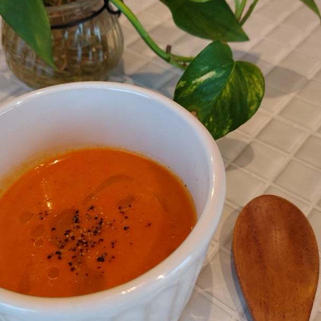 今からの季節にぴったり！パプリカの冷製糀ポタージュスープ